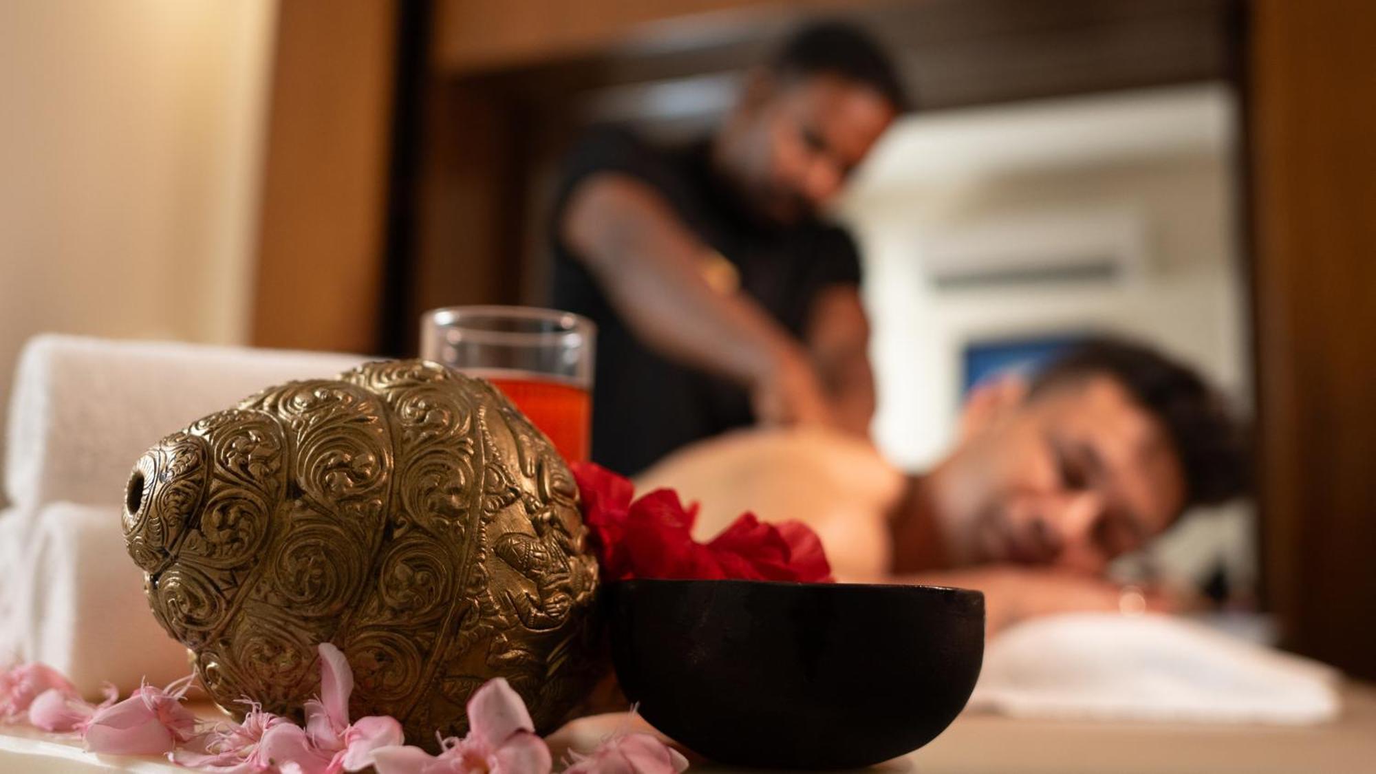 Naad Wellness Hotel Sonipat Ngoại thất bức ảnh